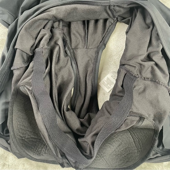 Time and Tru Black Swimsuit with Ruffle Arms 2X (20W-22W) - Picture 6 of 9